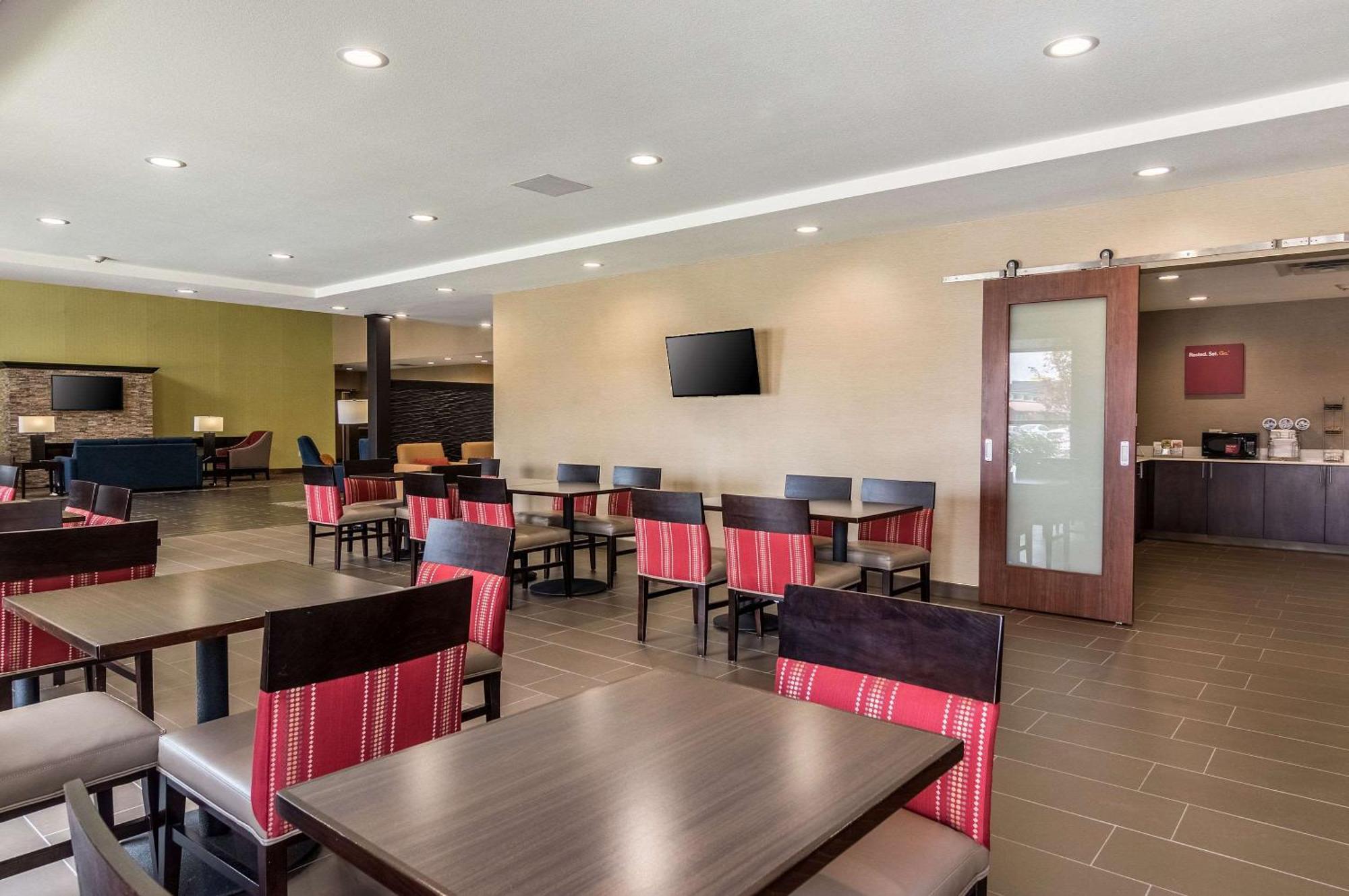 Comfort Suites Meridian And I-40 Oklahoma City Exterior foto