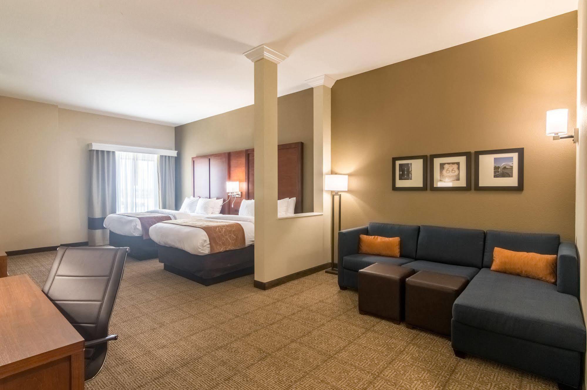 Comfort Suites Meridian And I-40 Oklahoma City Exterior foto